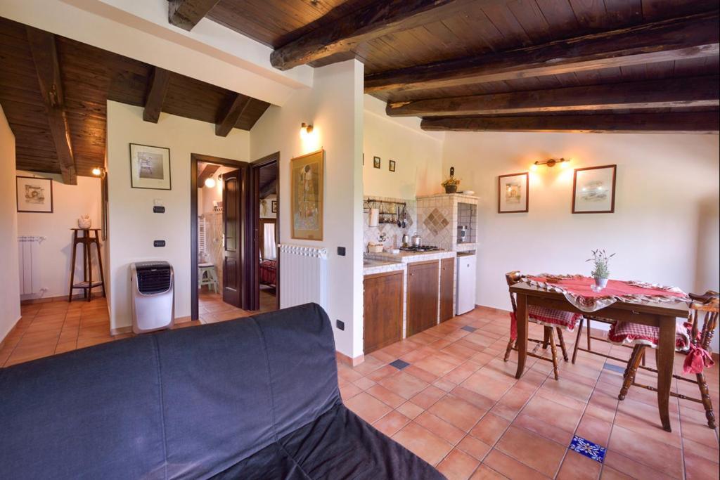 Il Casale Delle Ginestre Aparthotel Castel San Pietro Romano Екстериор снимка