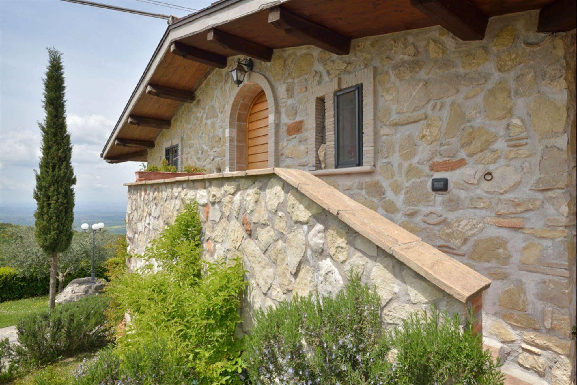 Il Casale Delle Ginestre Aparthotel Castel San Pietro Romano Екстериор снимка