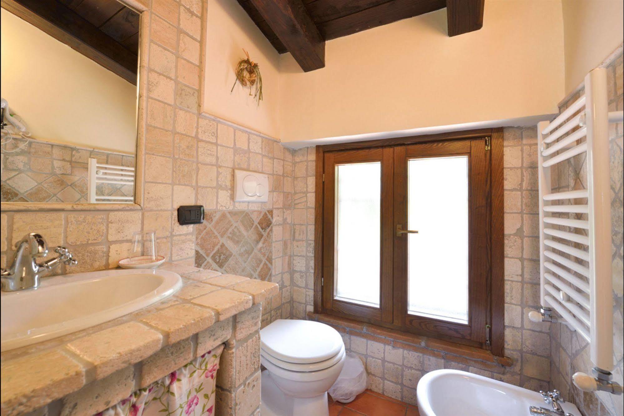 Il Casale Delle Ginestre Aparthotel Castel San Pietro Romano Екстериор снимка