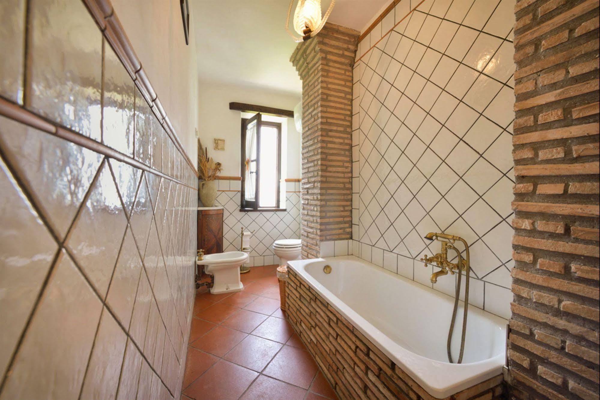 Il Casale Delle Ginestre Aparthotel Castel San Pietro Romano Екстериор снимка