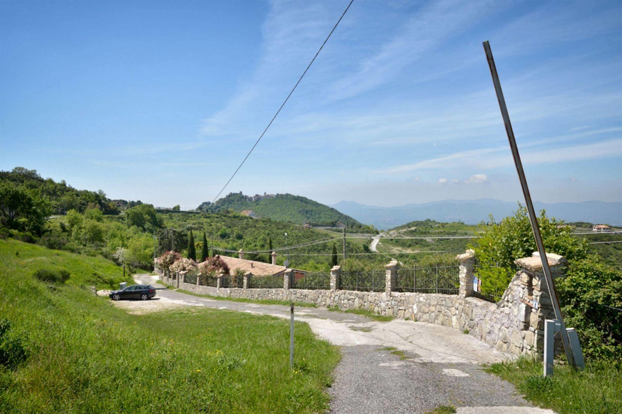 Il Casale Delle Ginestre Aparthotel Castel San Pietro Romano Екстериор снимка